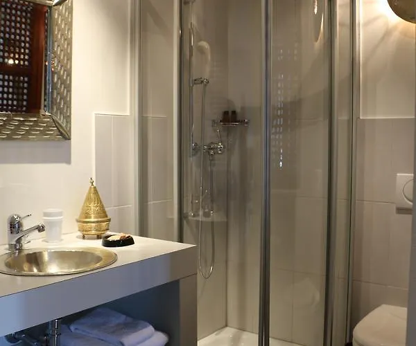 オテルリー ドゥ ジュネーブ ホテル 2*