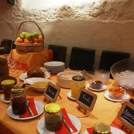 De Geneve 2* Βεβέ