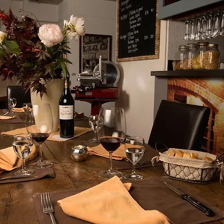 De Geneve Ξενοδοχείο 2*